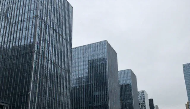 行业趋势分析中的信息咨询难题及应对策略